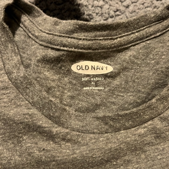 XL old navy tee - Picture 2 of 2